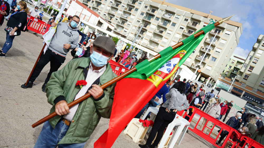 Concentração na Praça São João Baptista celebra o 25 de Abril